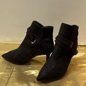GC Shoes Black faux suede ankle boots , woven toe design, black strap w/ gold. 7